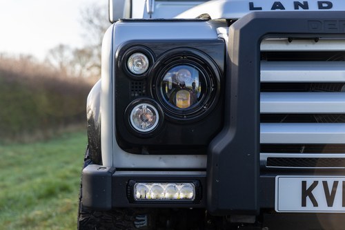 2011 Land Rover Defender 90 by Twisted In vendita (immagine 112 di 199)