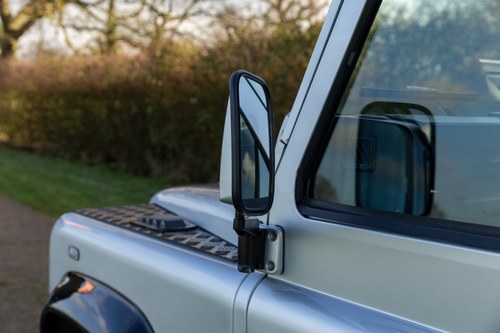 2011 Land Rover Defender 90 by Twisted In vendita (immagine 147 di 199)