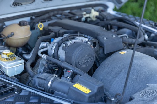 2011 Land Rover Defender 90 by Twisted In vendita (immagine 159 di 199)