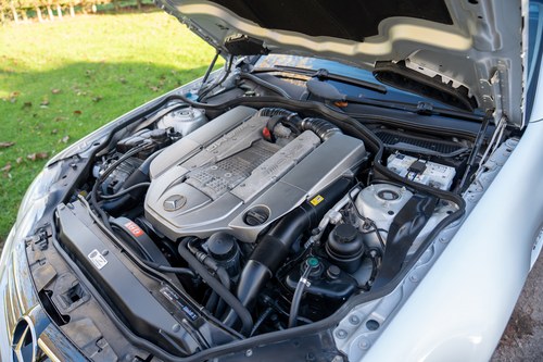 2007 Mercedes-Benz R230 SL55 AMG F1 Performance Special Edition zum Verkauf (Bild 73 von 76)