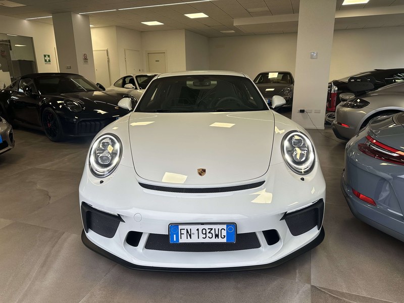 2018 Porsche 911 - 2 2018 Porsche 911 - 2