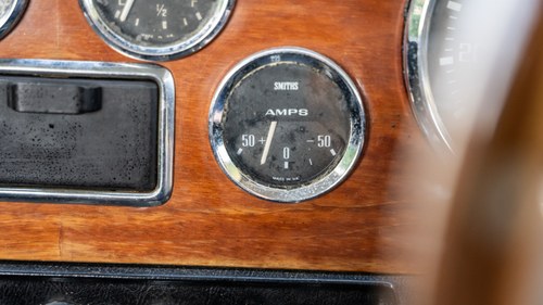 1967 Triumph TR4A IRS Surrey Top In vendita (immagine 24 di 252)