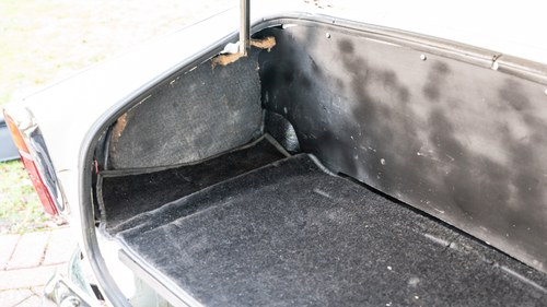 1967 Triumph TR4A IRS Surrey Top In vendita (immagine 88 di 252)