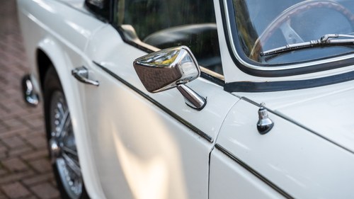 1967 Triumph TR4A IRS Surrey Top In vendita (immagine 112 di 252)