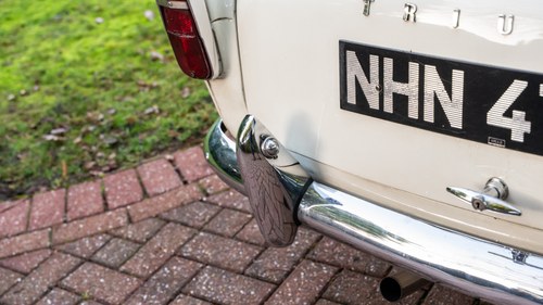 1967 Triumph TR4A IRS Surrey Top In vendita (immagine 139 di 252)