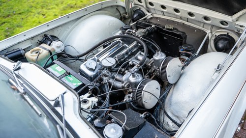 1967 Triumph TR4A IRS Surrey Top In vendita (immagine 219 di 252)