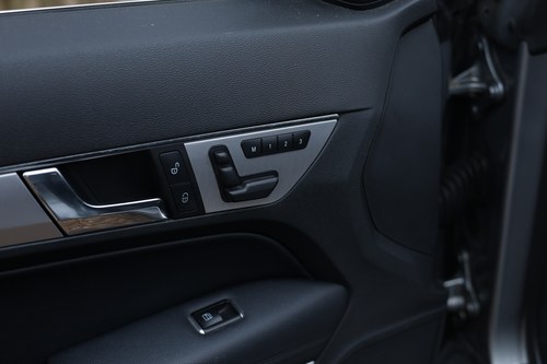 2011 Mercedes-Benz E350 Convertible (W212) For Sale (picture 85 of 284)