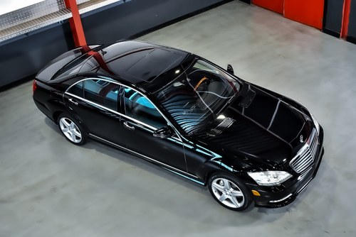 2011 Mercedes-Benz S550 4MATIC Sedan 5,5L V8 In vendita (immagine 18 di 96)