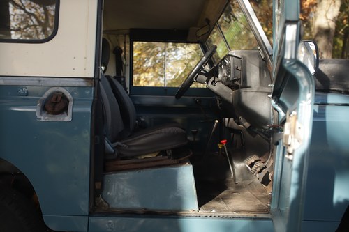 1984 Land Rover Series III 88" zum Verkauf (Bild 14 von 70)