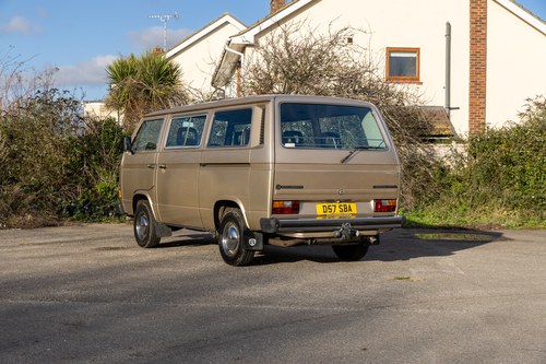 1986 Volkswagen T25 Caravelle GL zum Verkauf (Bild 17 von 236)