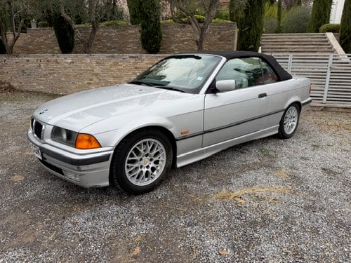 1998 BMW 328i Cabriolet E36 For Sale (picture 8 of 46)