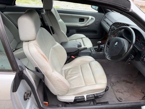 1998 BMW 328i Cabriolet E36 For Sale (picture 19 of 46)