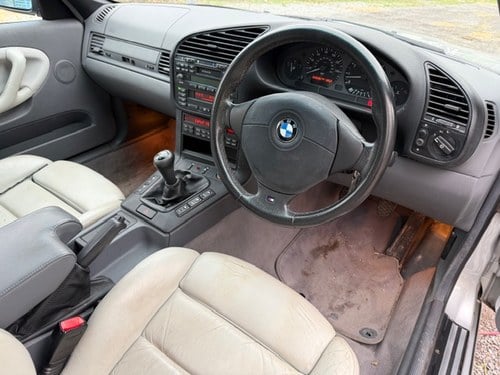 1998 BMW 328i Cabriolet E36 For Sale (picture 20 of 46)