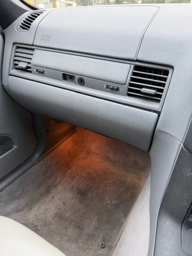 1998 BMW 328i Cabriolet E36 For Sale (picture 24 of 46)