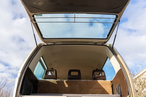 1986 Volkswagen T25 Caravelle GL zum Verkauf (Bild 55 von 236)