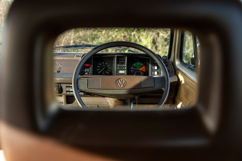 1986 Volkswagen T25 Caravelle GL zum Verkauf (Bild 36 von 236)