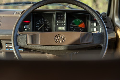 1986 Volkswagen T25 Caravelle GL zum Verkauf (Bild 37 von 236)