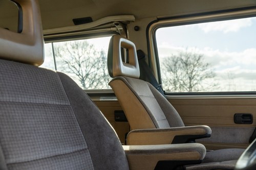 1986 Volkswagen T25 Caravelle GL zum Verkauf (Bild 75 von 236)