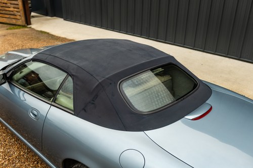 2004 Jaguar XK8 Convertible For Sale (picture 174 of 314)