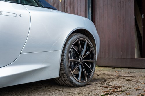 2017 Aston Martin DB9 GT Volante zum Verkauf (Bild 79 von 144)