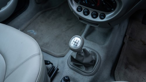 2002 Ford KA Luxury En venta (imagen 34 de 198)