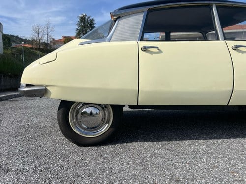 1960 Citroën ID19 à vendre (picture 18 of 120)