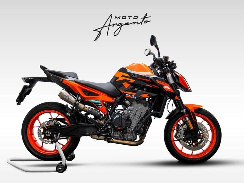 2022 KTM 1050 Adventure