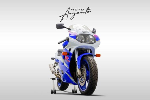 1992 Suzuki GSX R 750 1992 - 93 A vendre