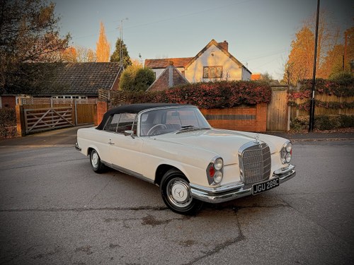 1965 Mercedes-Benz 220SEB Cabriolet W111 In vendita (immagine 14 di 281)