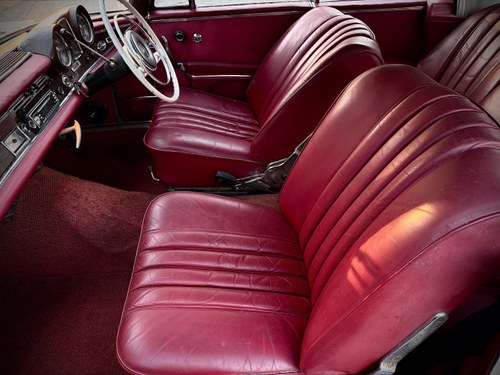 1965 Mercedes-Benz 220SEB Cabriolet W111 In vendita (immagine 111 di 281)