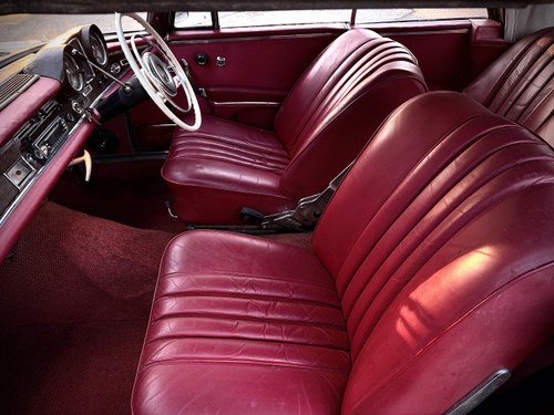 1965 Mercedes-Benz 220SEB Cabriolet W111 In vendita (immagine 112 di 281)