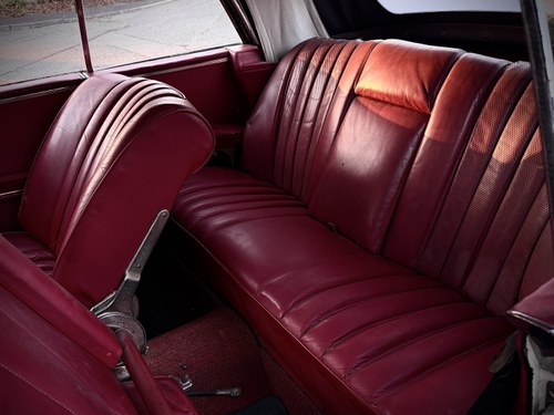 1965 Mercedes-Benz 220SEB Cabriolet W111 In vendita (immagine 117 di 281)