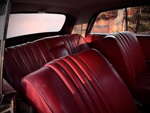 1965 Mercedes-Benz 220SEB Cabriolet W111 In vendita (immagine 128 di 281)