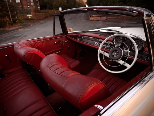 1965 Mercedes-Benz 220SEB Cabriolet W111 In vendita (immagine 174 di 281)