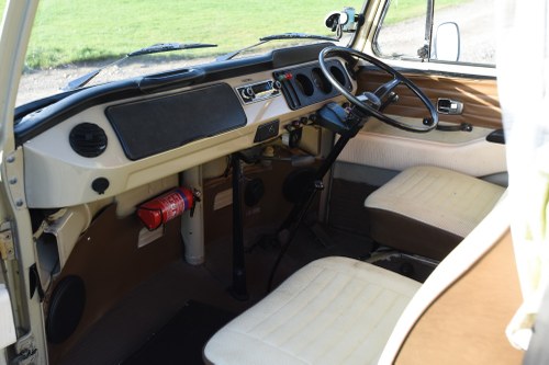 1969 Volkswagen Type 2 T1 Microbus Motor Caravan à venda (imagem 27 de 188)