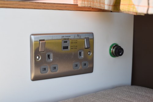 1969 Volkswagen Type 2 T1 Microbus Motor Caravan à venda (imagem 87 de 188)