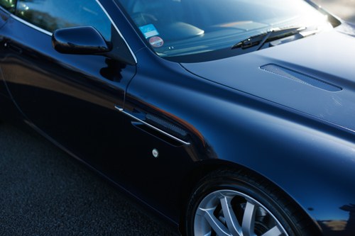 2004 Aston Martin DB9 In vendita (immagine 128 di 199)