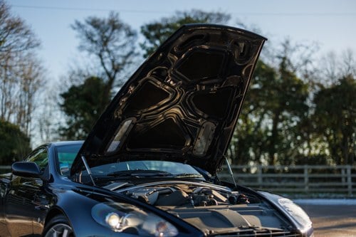 2004 Aston Martin DB9 In vendita (immagine 195 di 199)