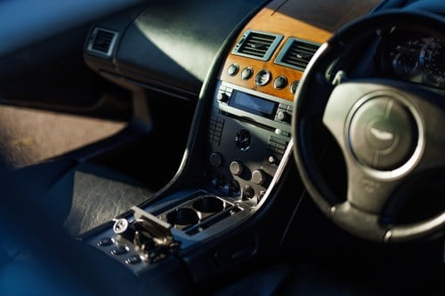 2004 Aston Martin DB9 In vendita (immagine 27 di 199)