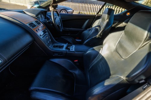 2004 Aston Martin DB9 In vendita (immagine 58 di 199)