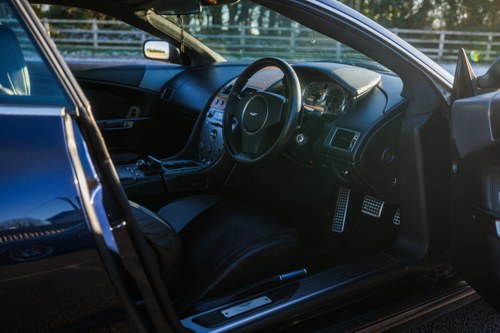 2004 Aston Martin DB9 In vendita (immagine 65 di 199)