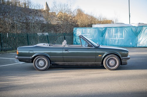 1990 BMW E30 320i Convertible Automatic zum Verkauf (Bild 18 von 210)