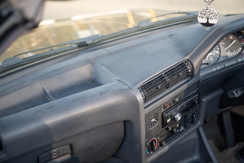 1990 BMW E30 320i Convertible Automatic zum Verkauf (Bild 33 von 210)