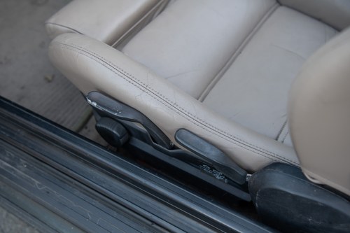 1990 BMW E30 320i Convertible Automatic zum Verkauf (Bild 45 von 210)