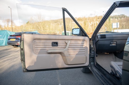 1990 BMW E30 320i Convertible Automatic zum Verkauf (Bild 56 von 210)