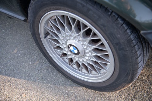 1990 BMW E30 320i Convertible Automatic zum Verkauf (Bild 105 von 210)