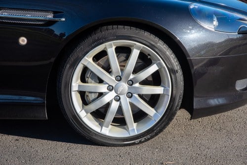 2005 Aston Martin DB9 Te koop (foto 26 van 199)