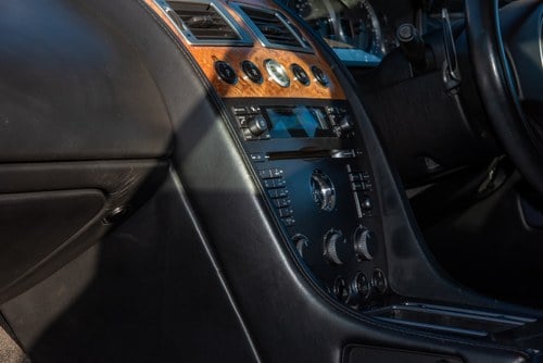 2005 Aston Martin DB9 Te koop (foto 32 van 199)