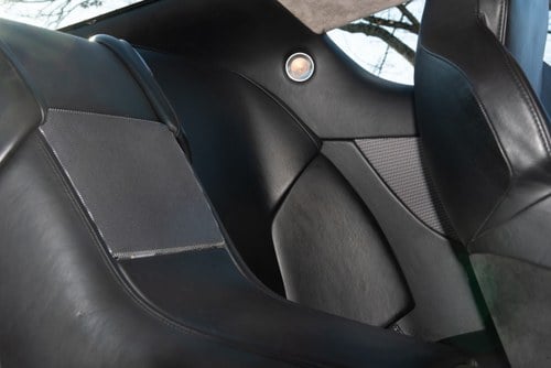 2005 Aston Martin DB9 Te koop (foto 76 van 199)