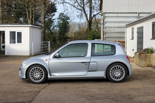 2002 Renault Clio V6 Phase 1 Te koop (foto 14 van 154)